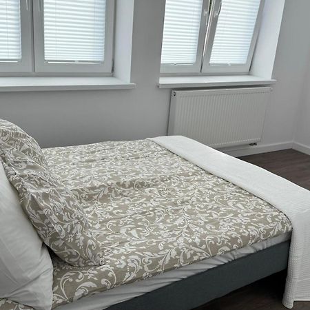 Apartament Grojec Esterno foto