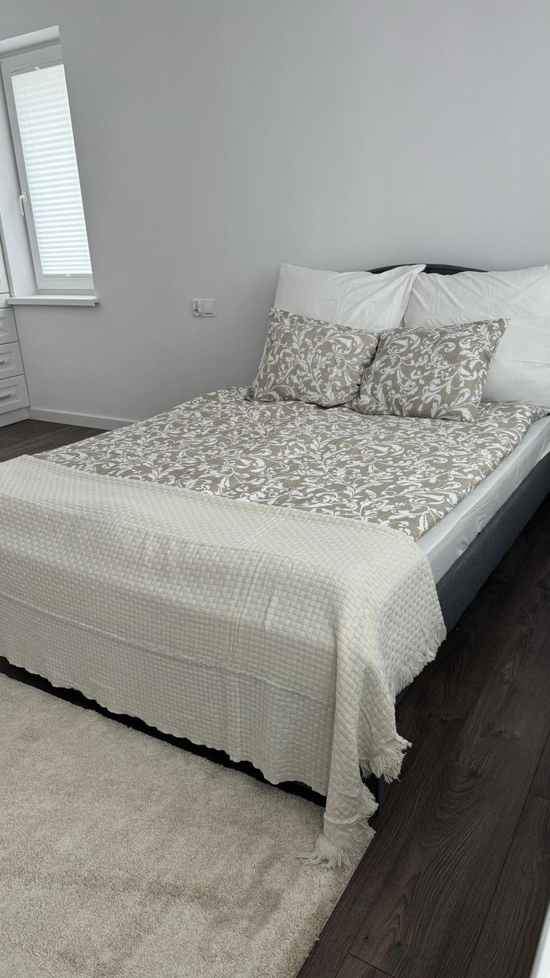 Apartament Grojec Esterno foto