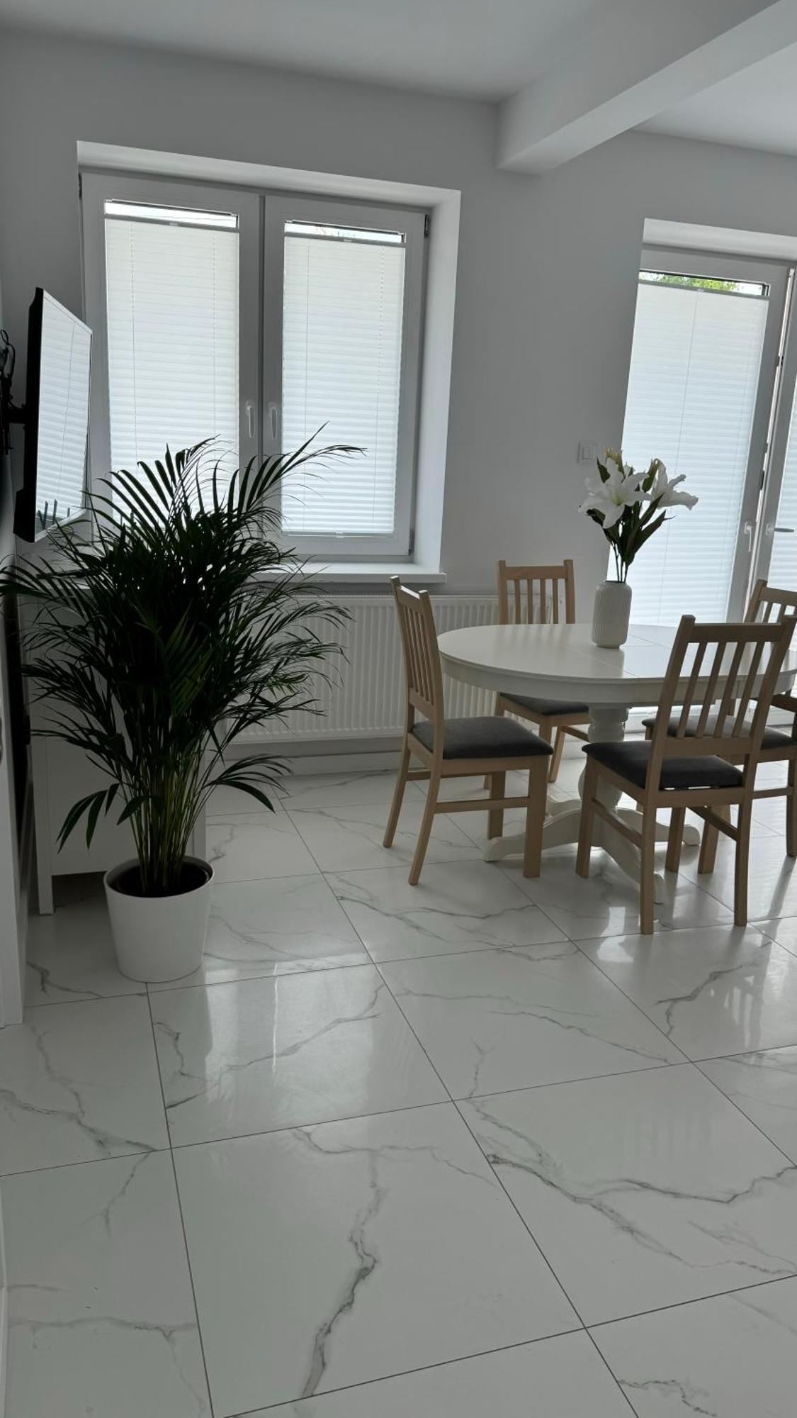 Apartament Grojec Esterno foto