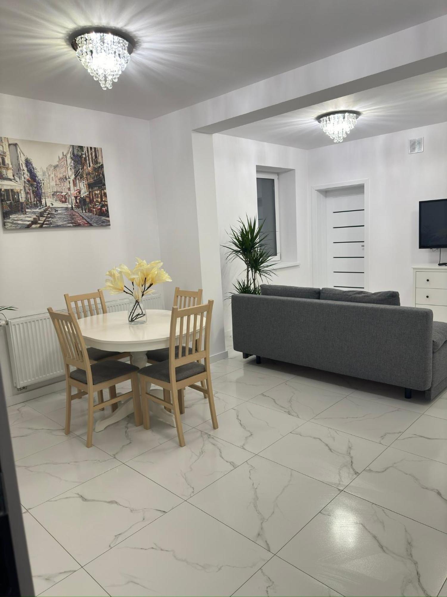 Apartament Grojec Esterno foto